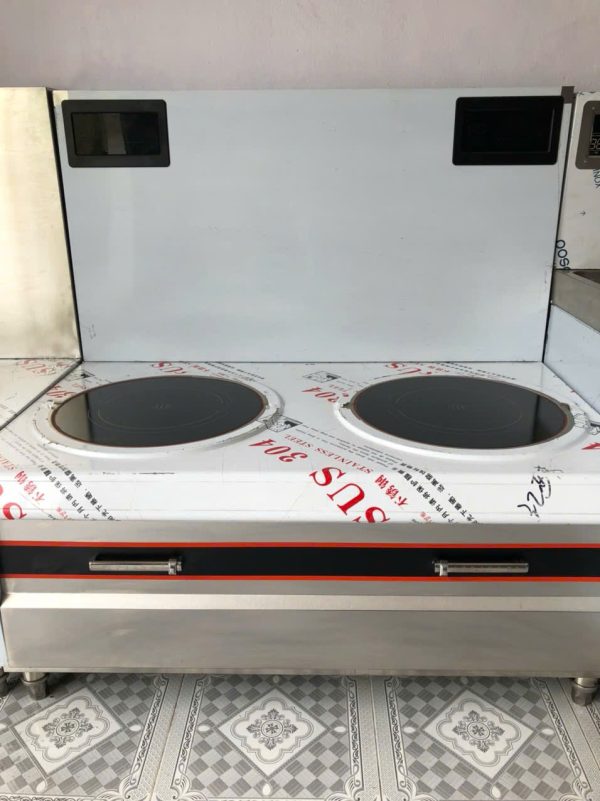 Bếp từ công nghiệp đôi mặt lõm