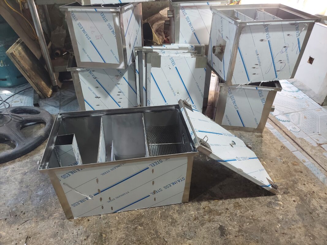 bể tách mỡ inox