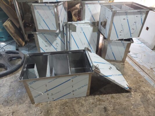 bể tách mỡ inox