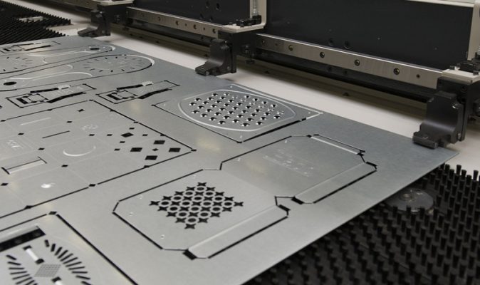 cắt laser inox Huế